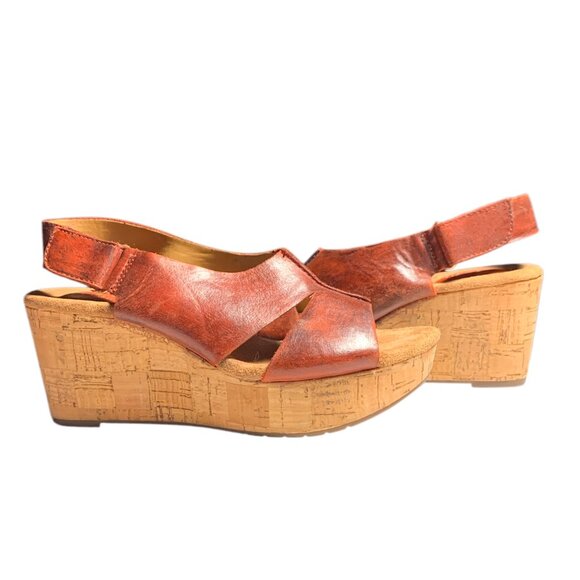 CLARKS Caslynn Lizzie RED LEATHER Cork Wedges - Picture 3 of 7